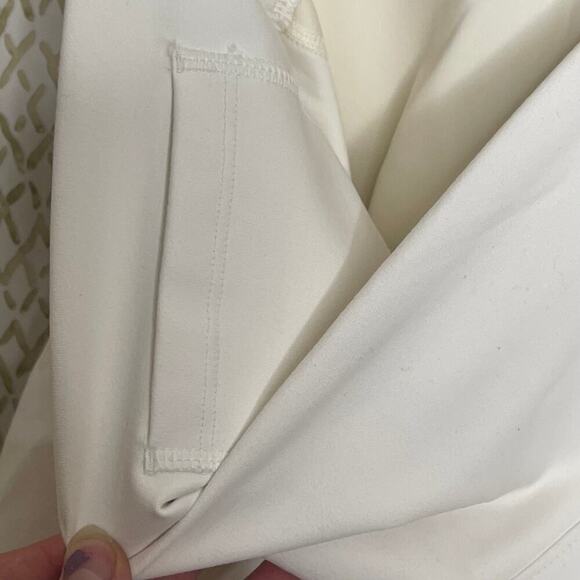 Fabletics Power Hold Egret/Gold White Boost Crop Leggings Size 2XL - Picture 10 of 10